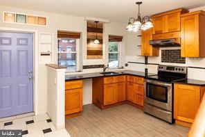 FRANKFORD - Residential Lease