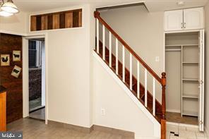 FRANKFORD - Residential Lease