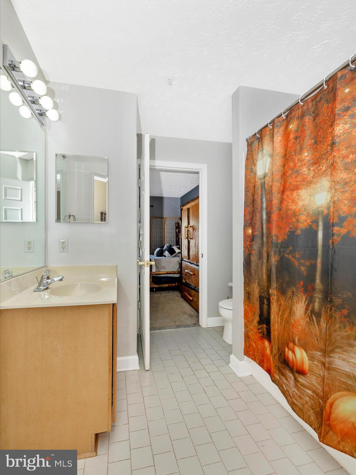 SPRING RIDGE - Residential