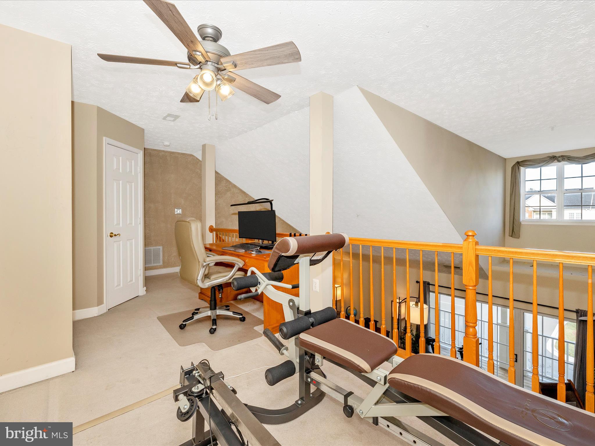 SPRING RIDGE - Residential