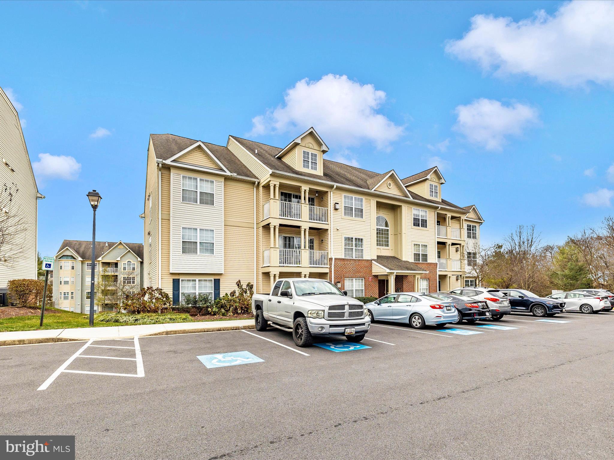 SPRING RIDGE - Residential