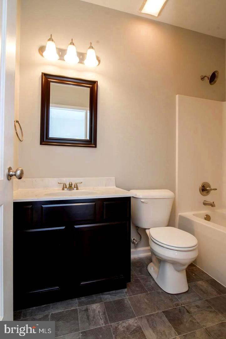 BENTWOOD ESTATES - Residential