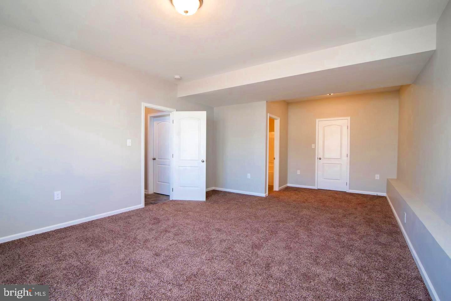 BENTWOOD ESTATES - Residential