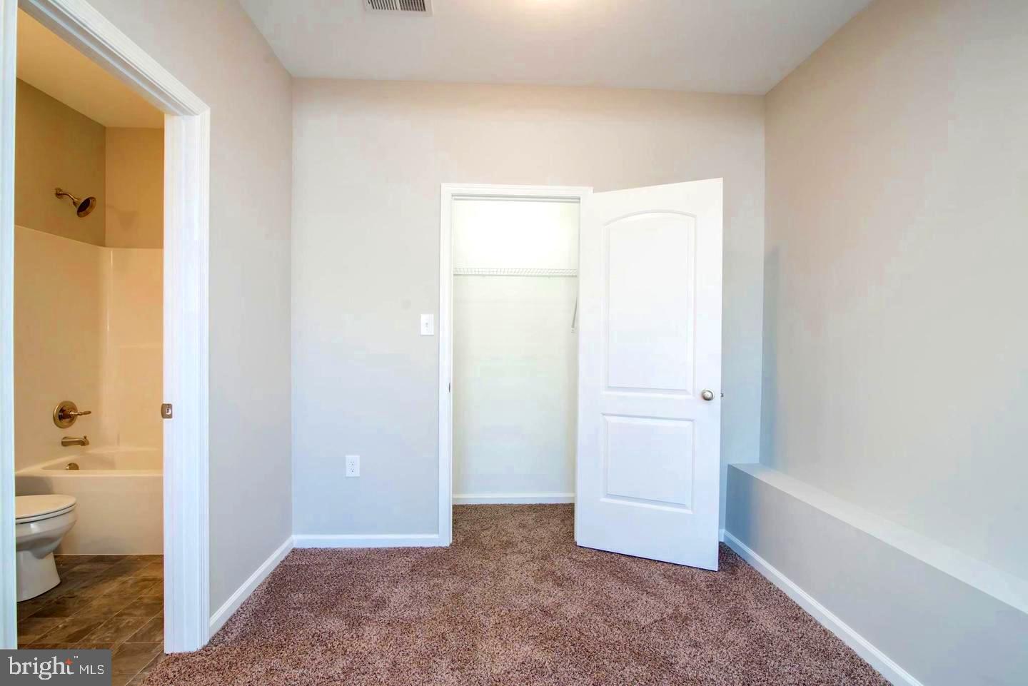 BENTWOOD ESTATES - Residential