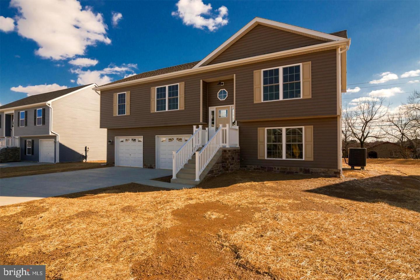 BENTWOOD ESTATES - Residential