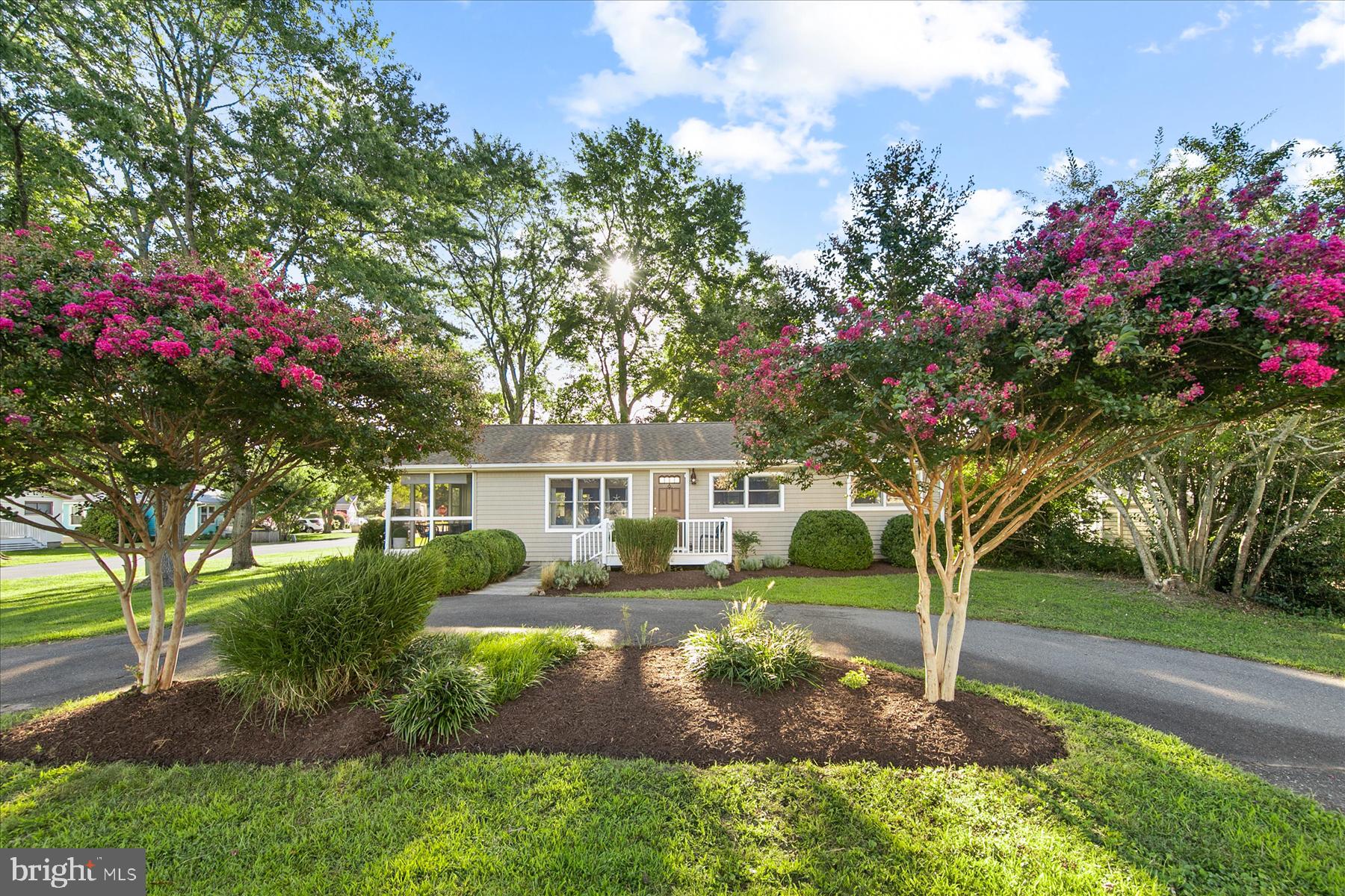 601 PAGET COURT