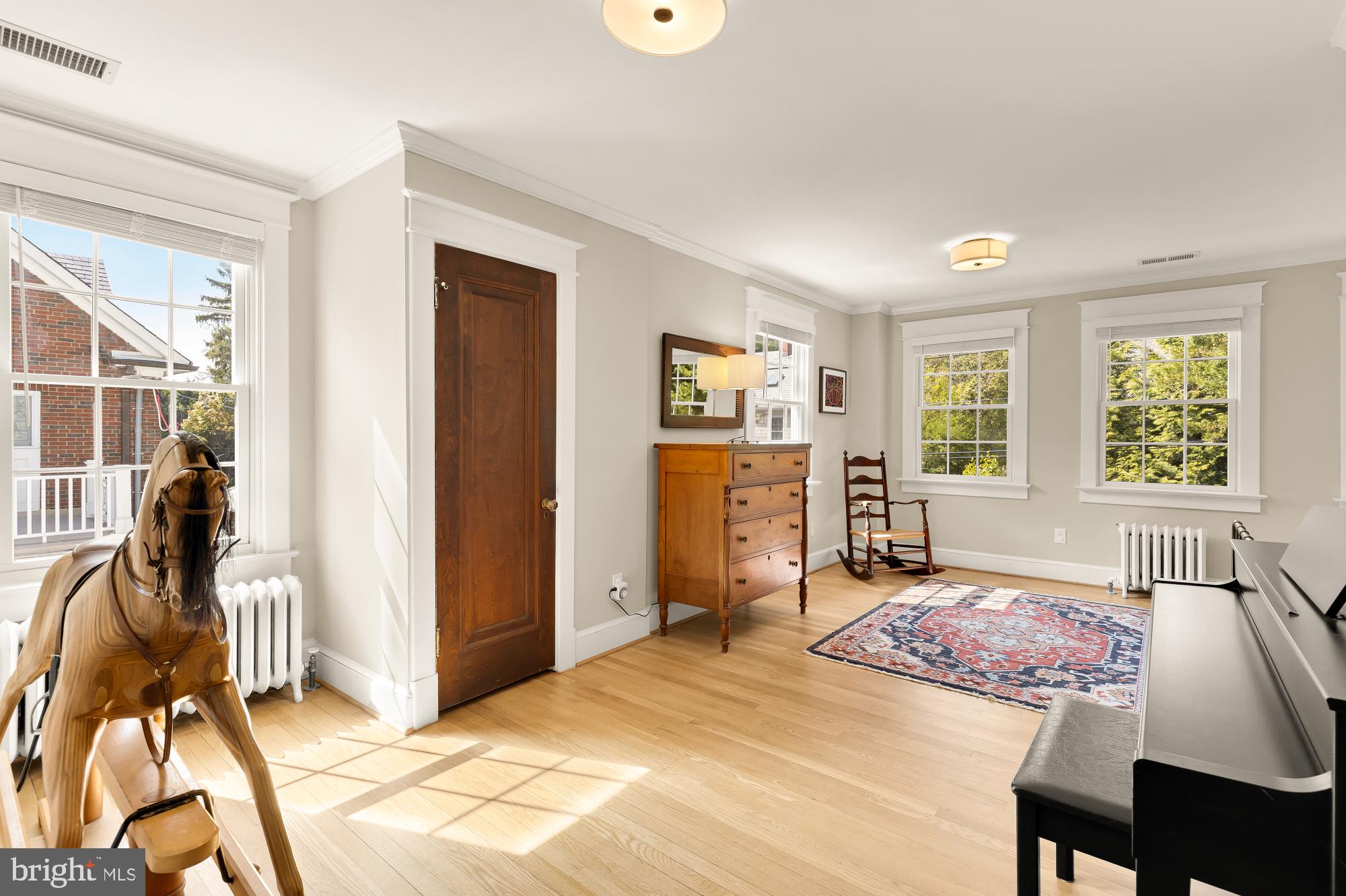 CHEVY CHASE VILLAGE - Residential