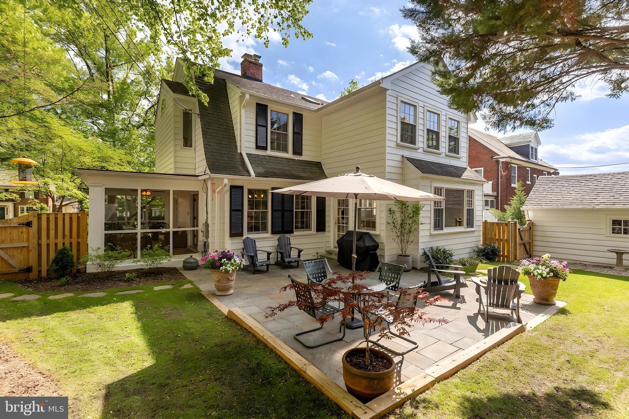 CHEVY CHASE VILLAGE - Residential