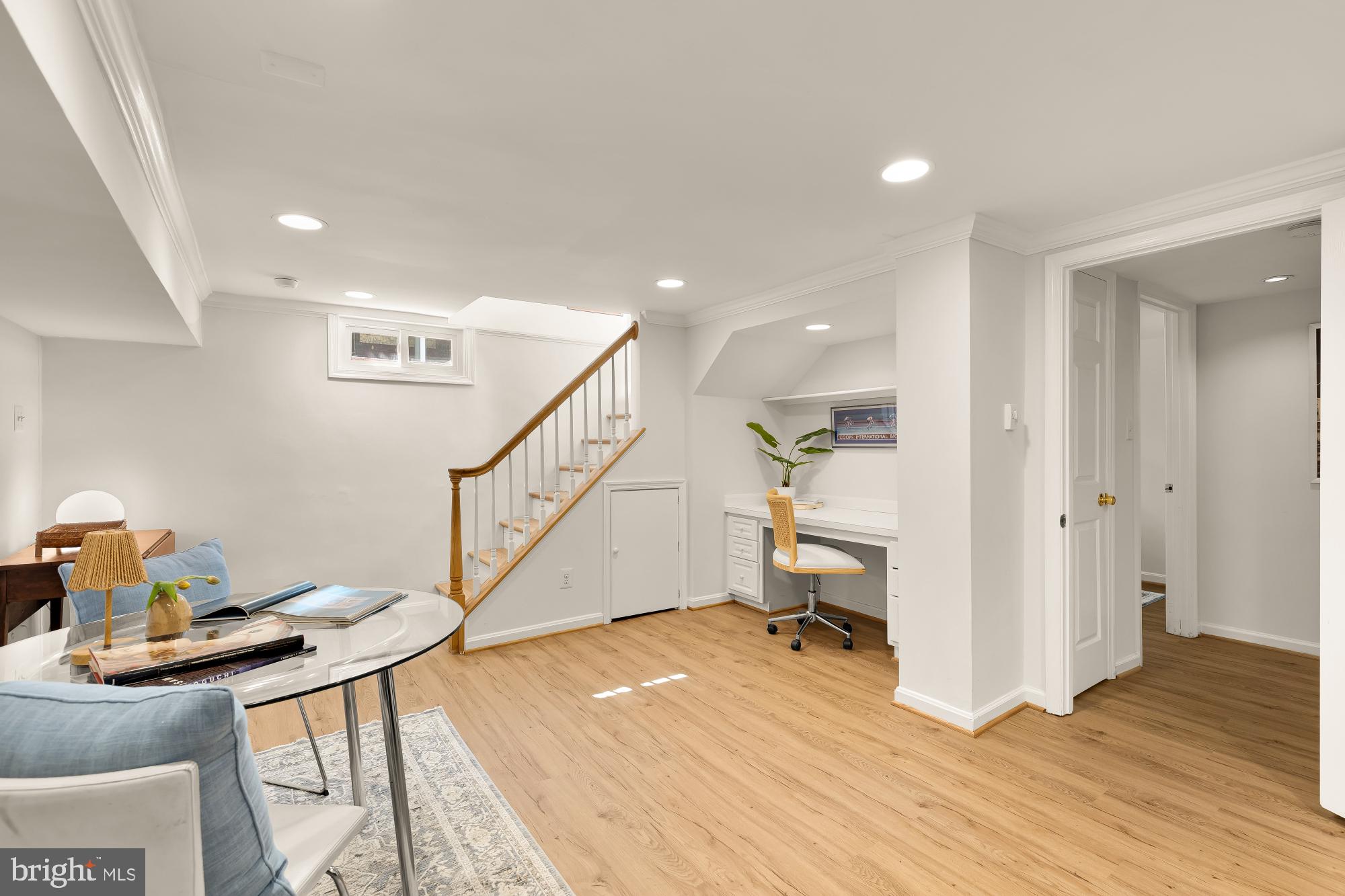 CHEVY CHASE VILLAGE - Residential