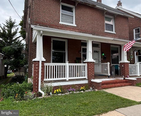 Townhouse For Sale - 131 Penn Street<br/> Montgomery County, LANSDALE, PA 19446