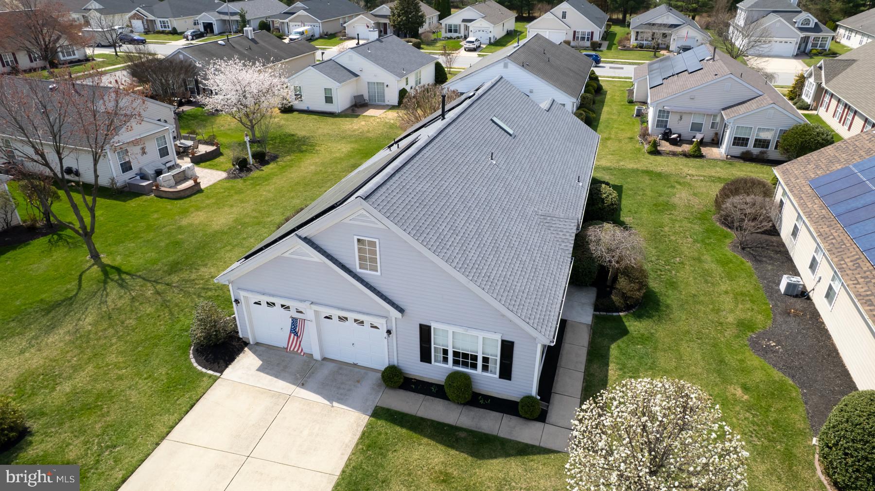 6 PHOEBE TERRACE