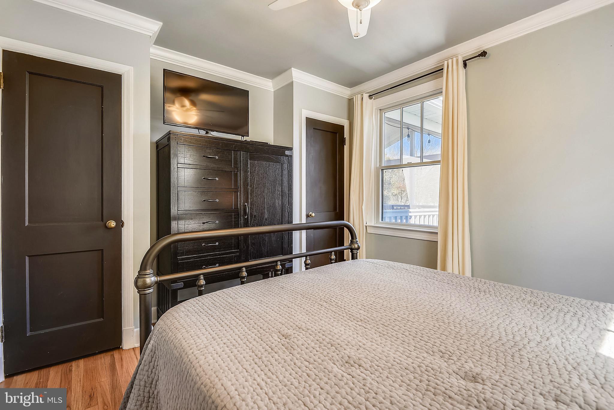 LONGVIEW ON MAGOTHY - Residential