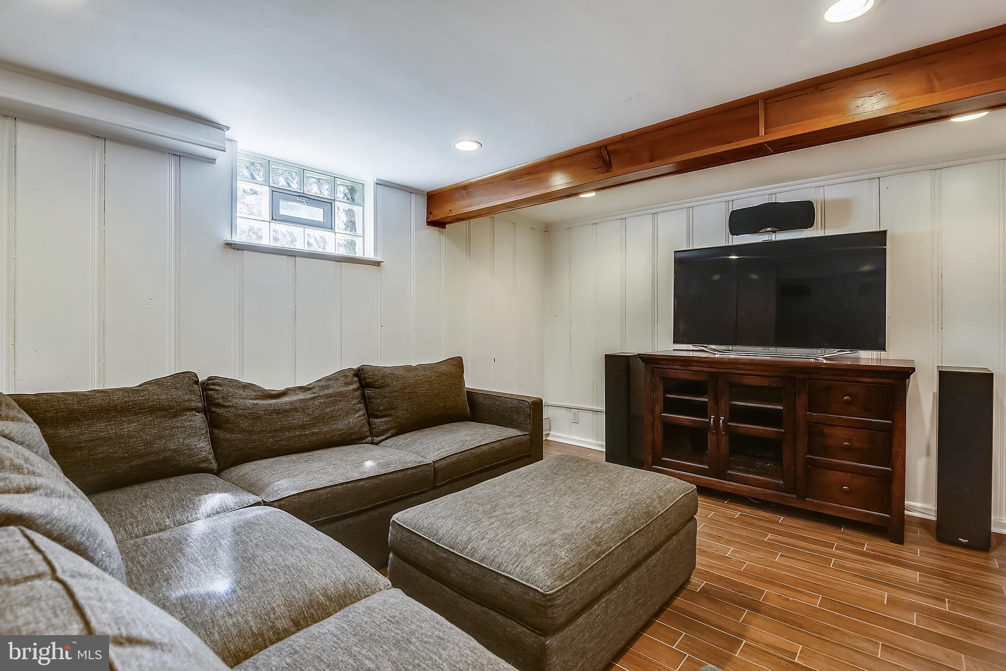 LONGVIEW ON MAGOTHY - Residential