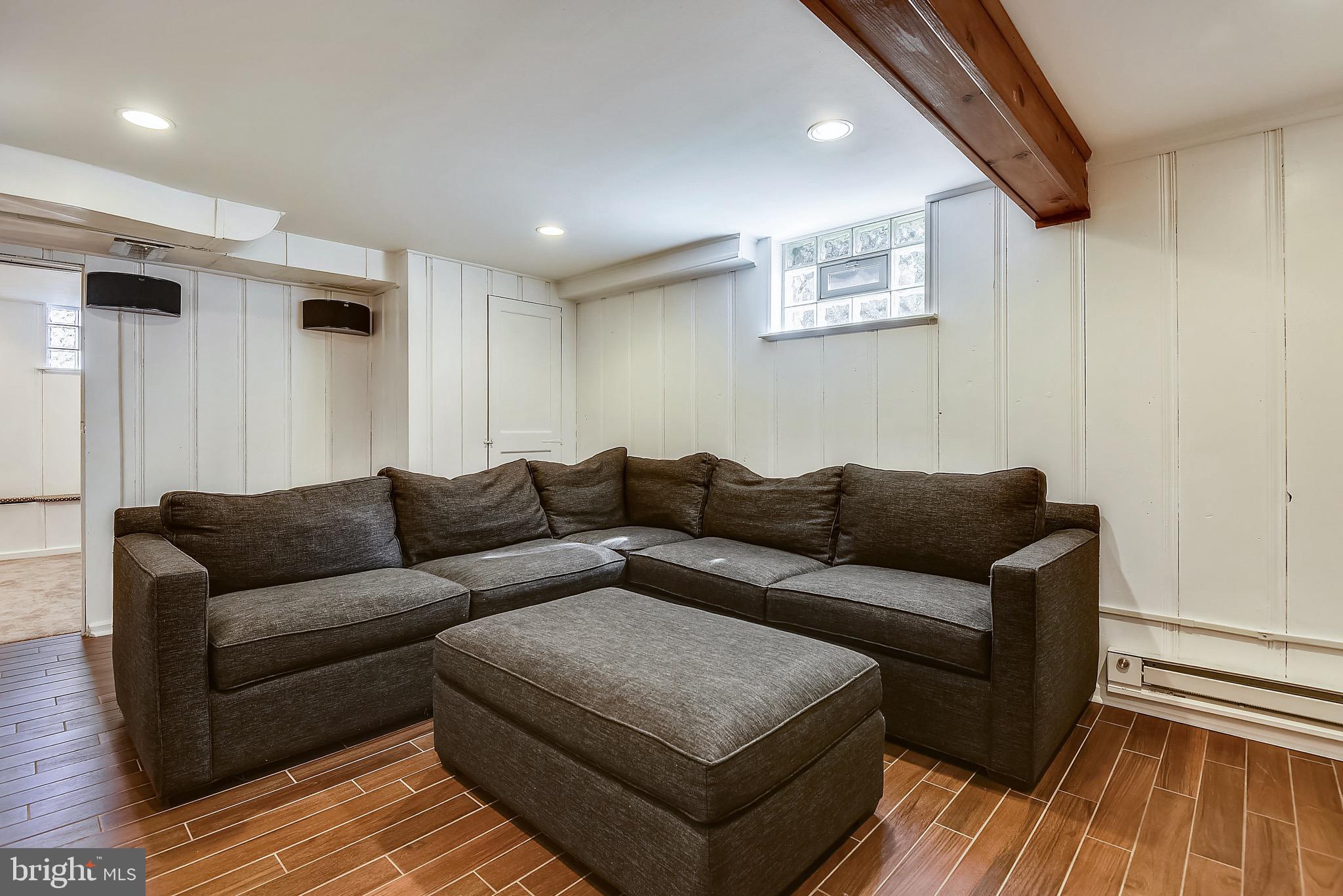 LONGVIEW ON MAGOTHY - Residential