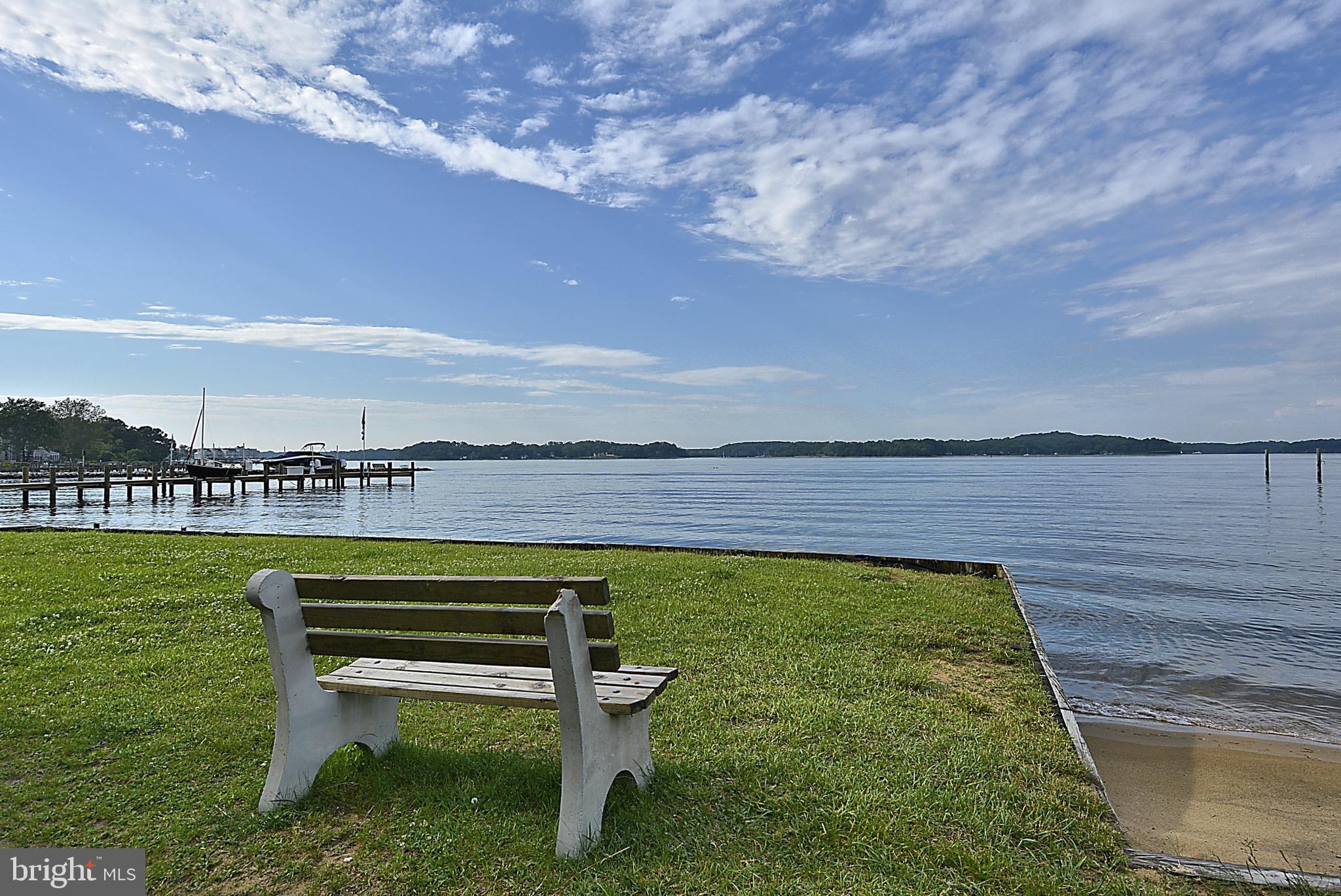 LONGVIEW ON MAGOTHY - Residential
