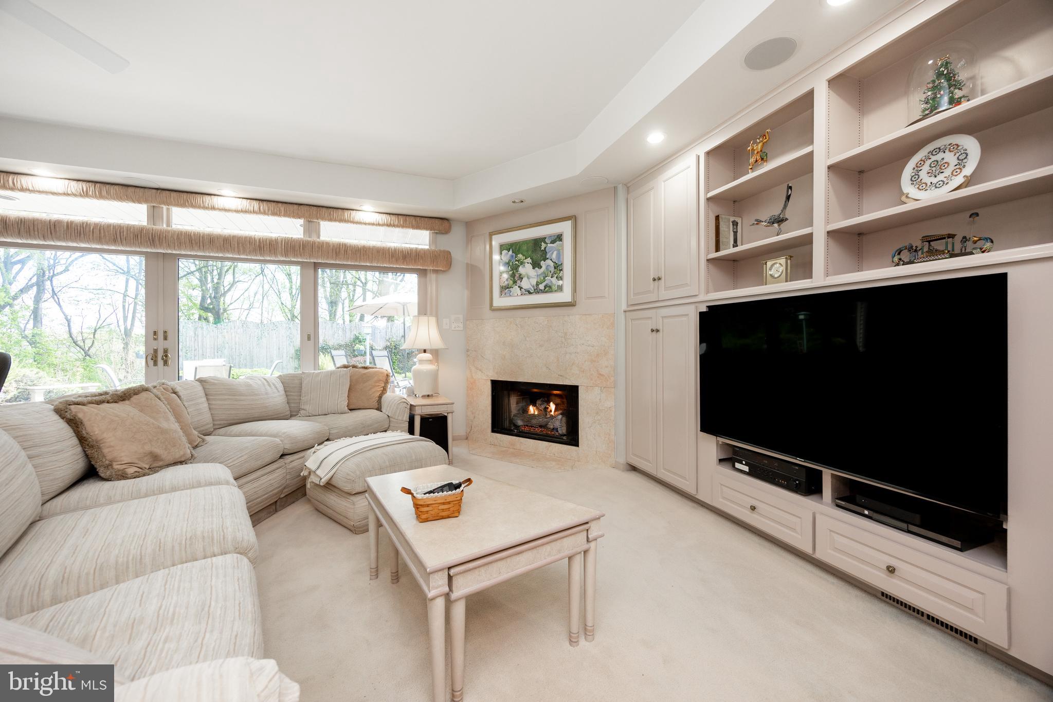 PINE HILL - Residential