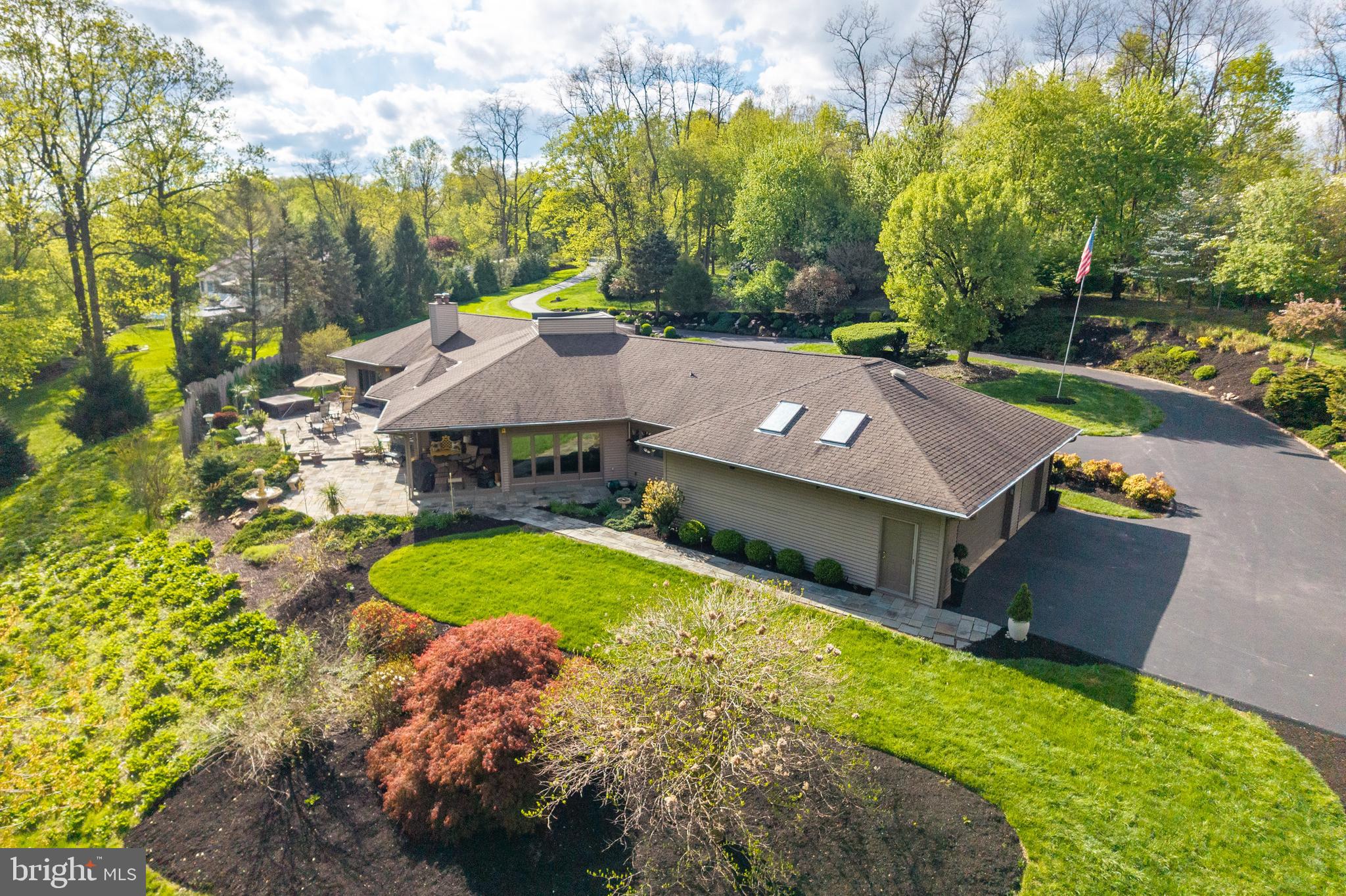 PINE HILL - Residential