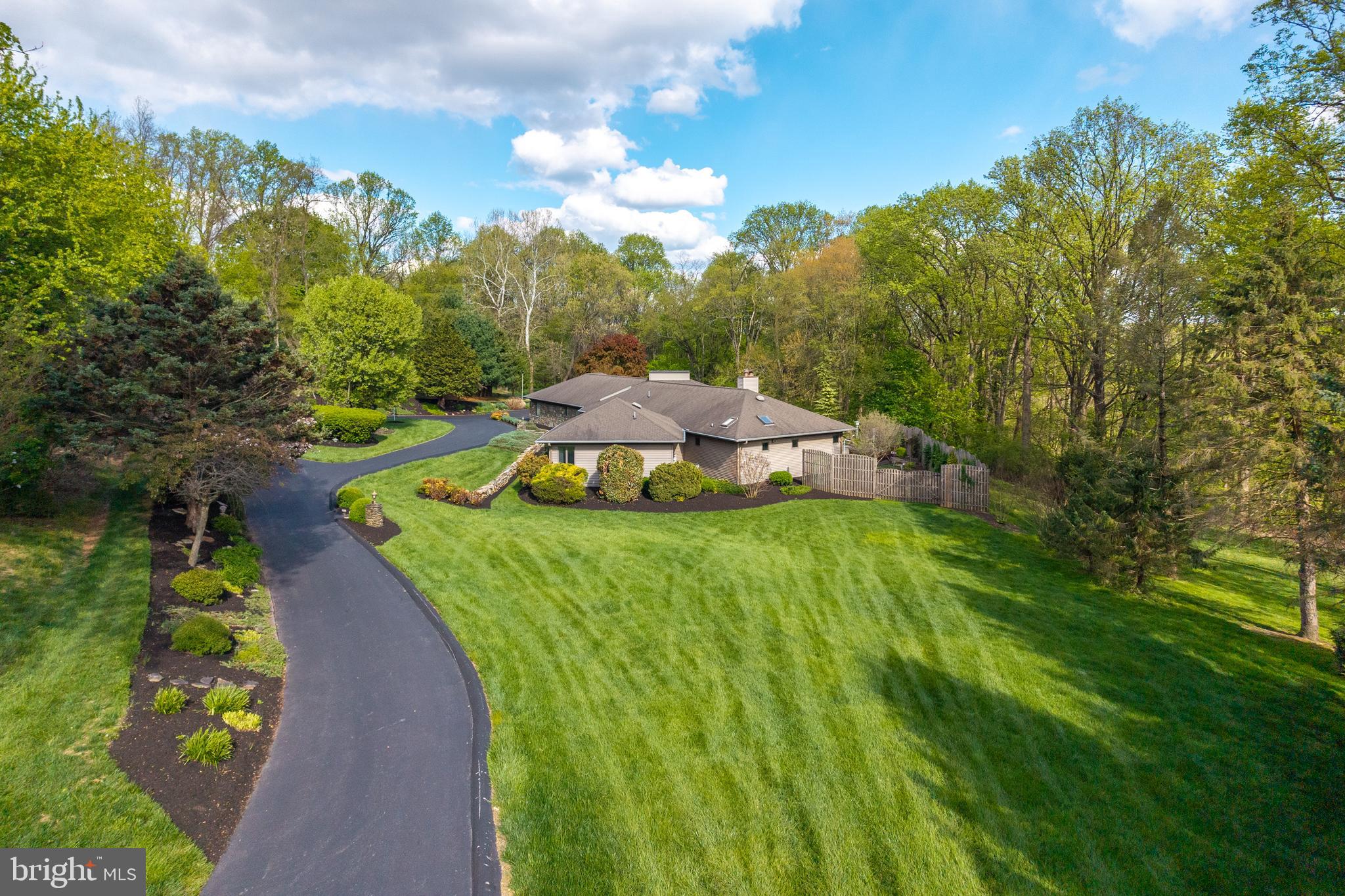 PINE HILL - Residential