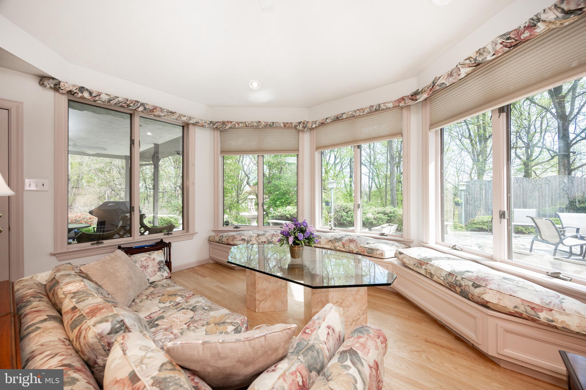 PINE HILL - Residential