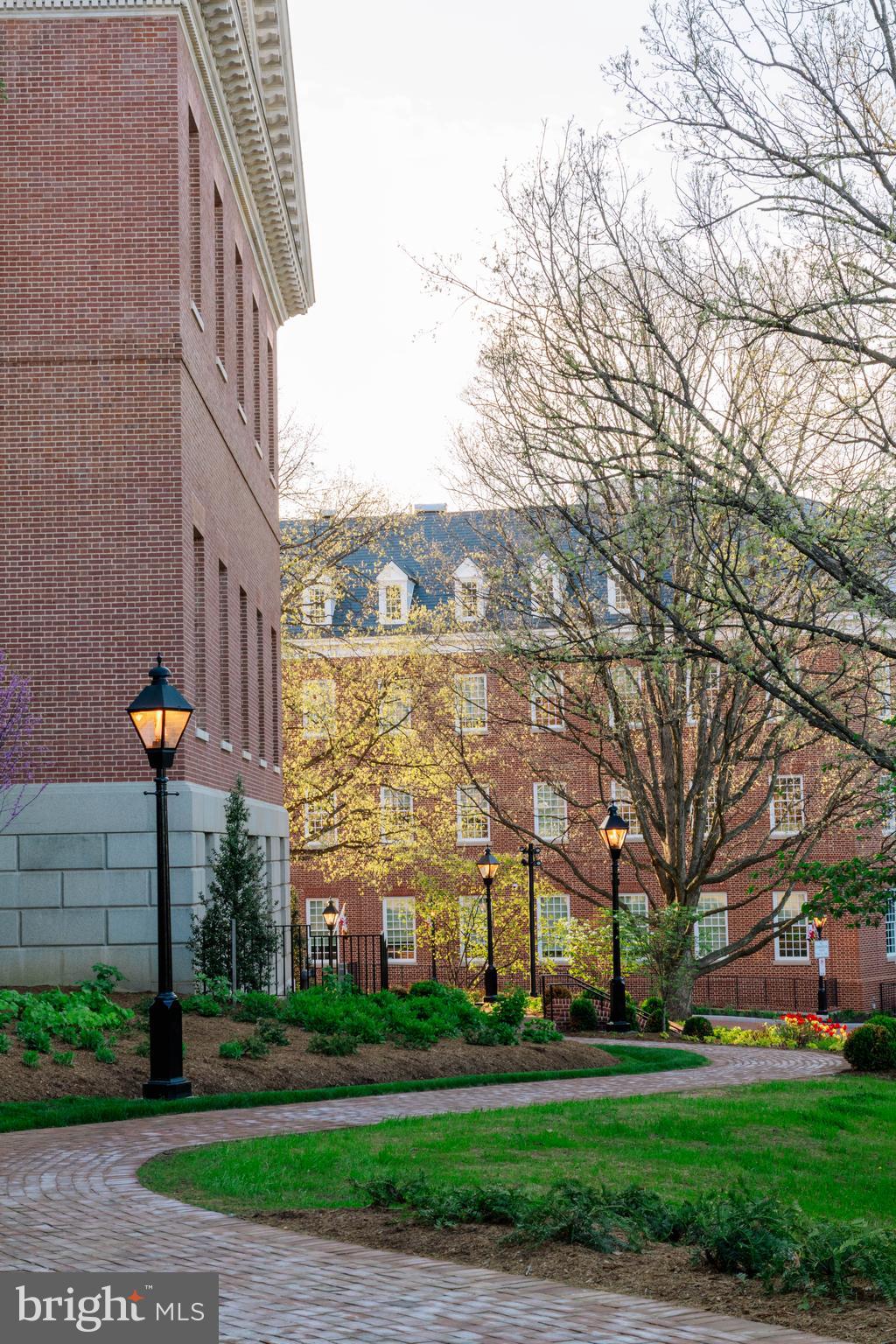 ANNAPOLIS COVE - Residential