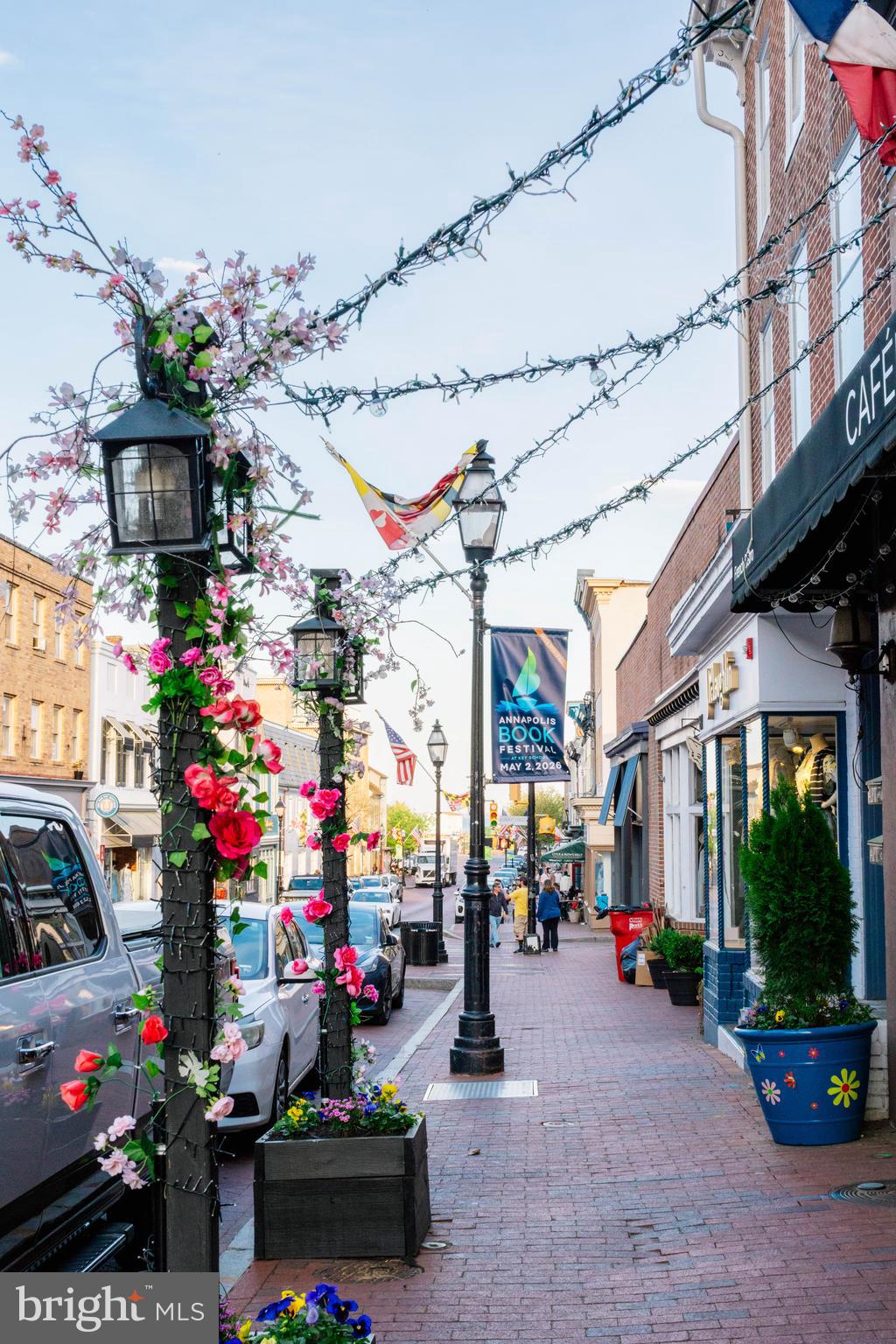 ANNAPOLIS COVE - Residential