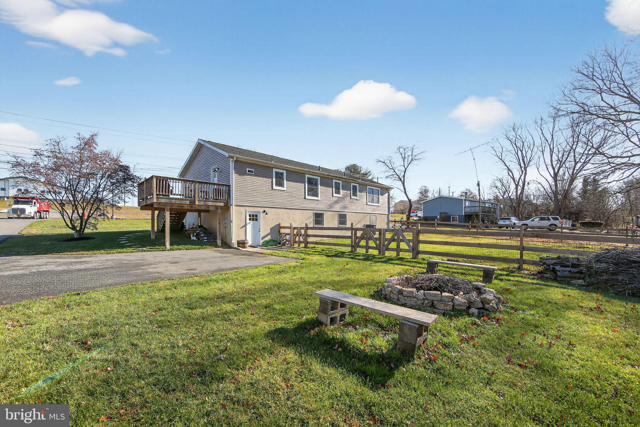 NOT IN TOWN - Residential