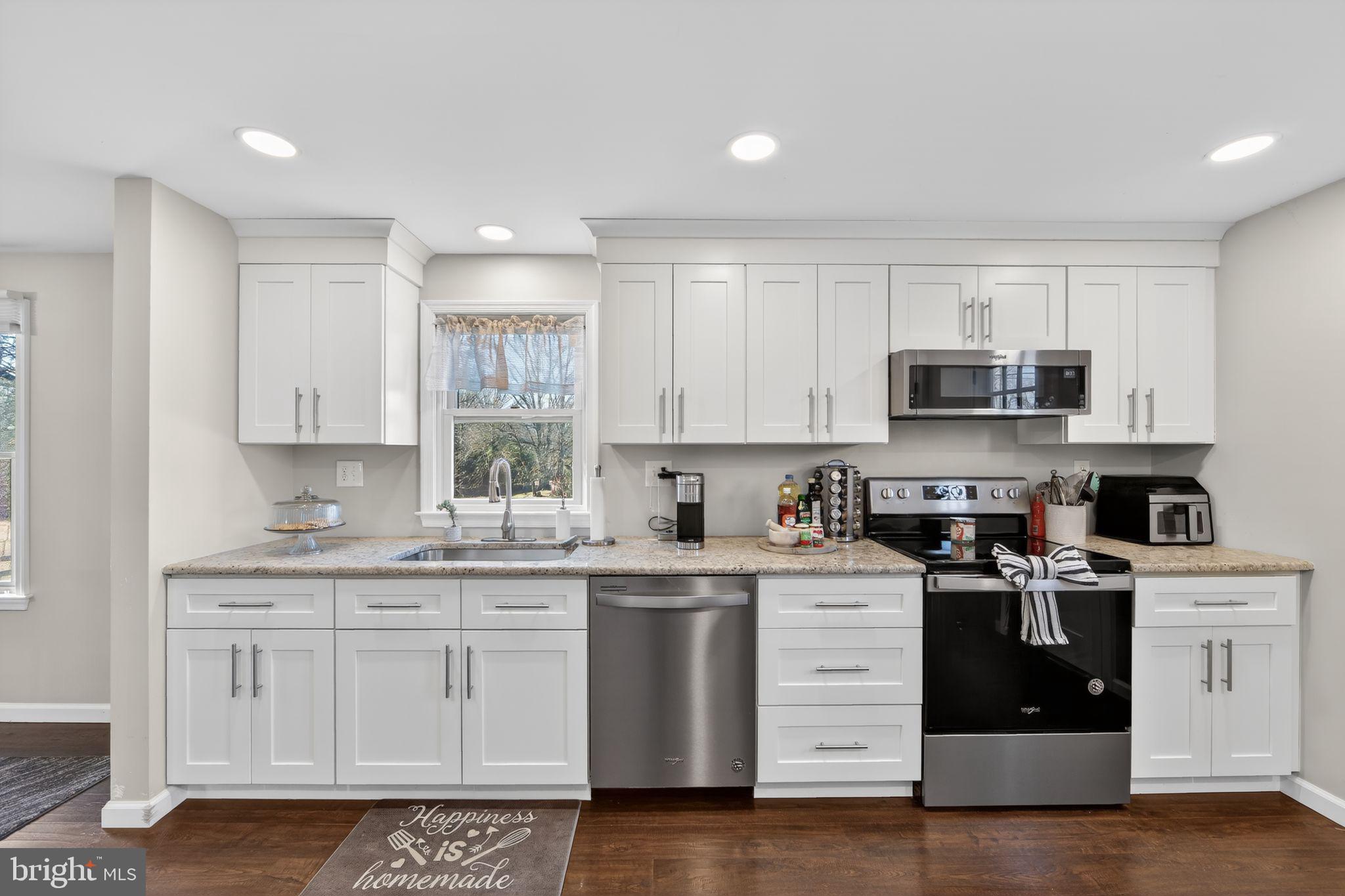 NOT IN TOWN - Residential