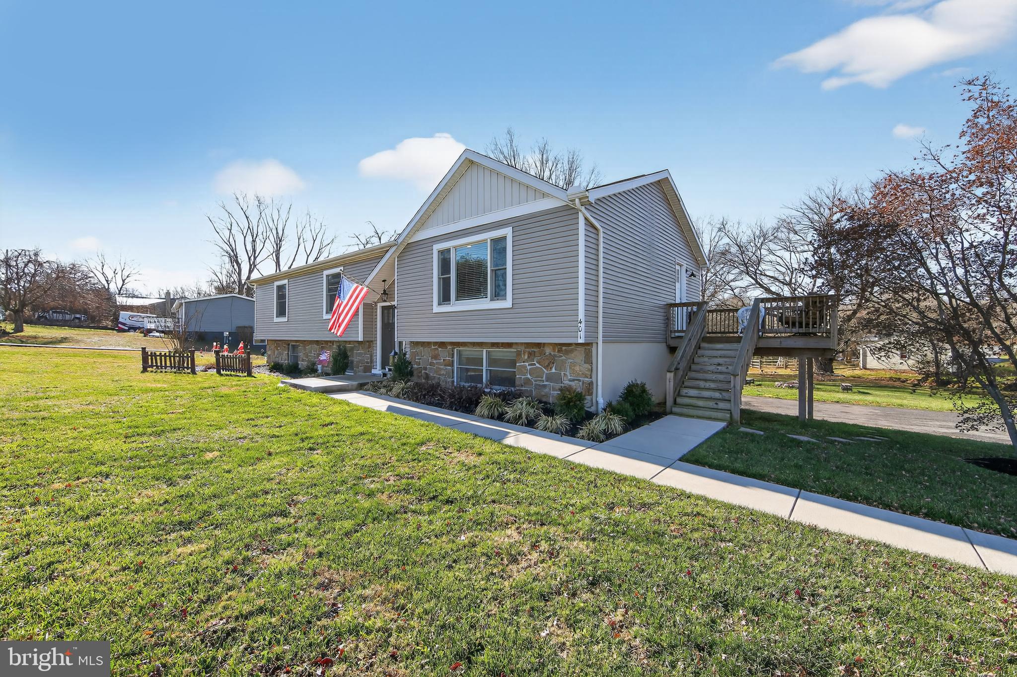 NOT IN TOWN - Residential