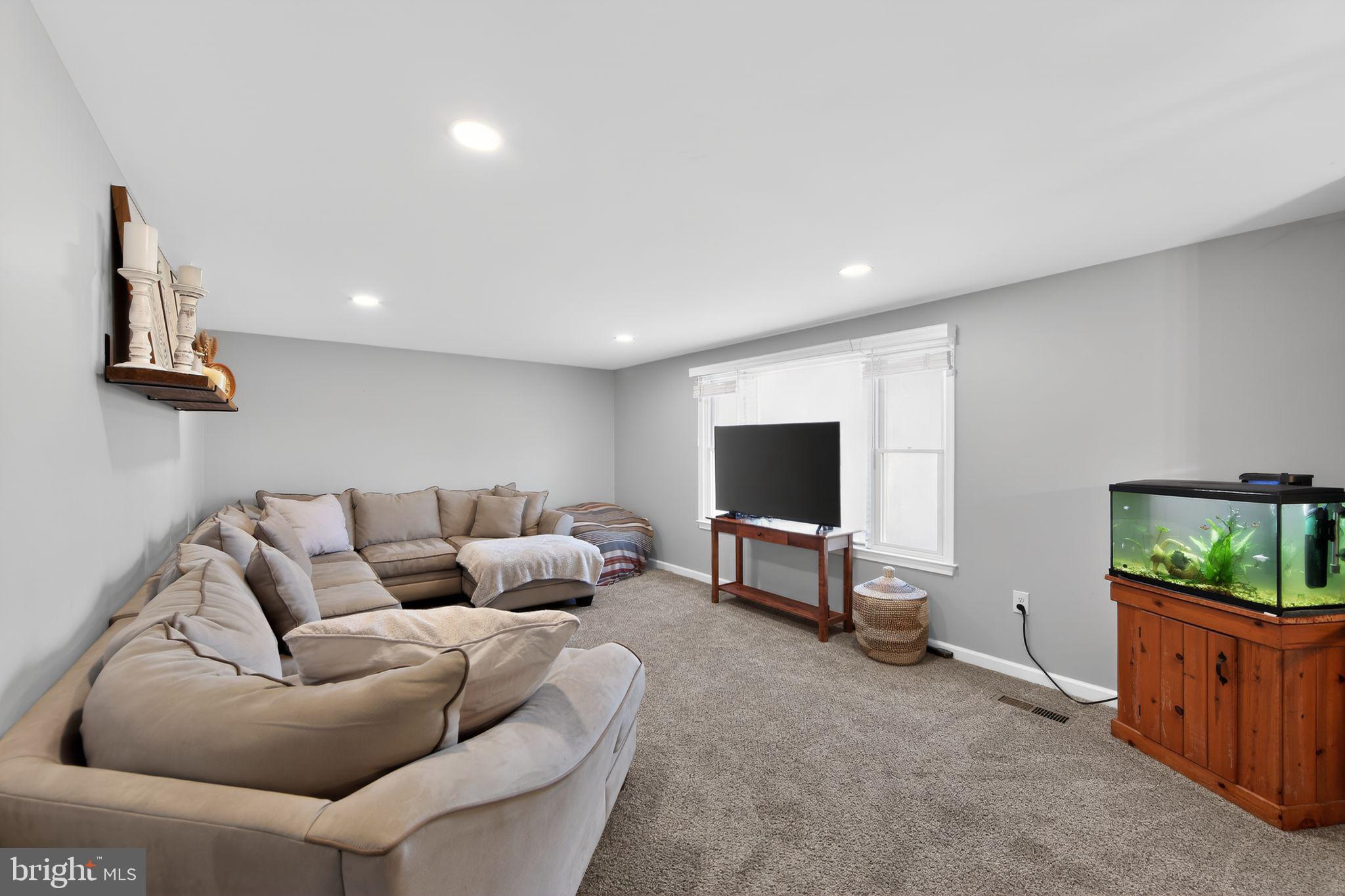 NOT IN TOWN - Residential