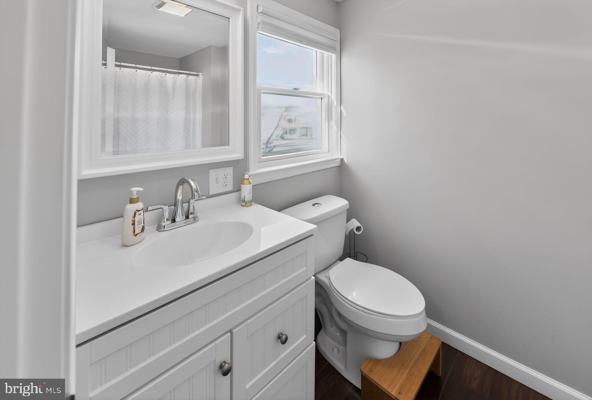 NOT IN TOWN - Residential