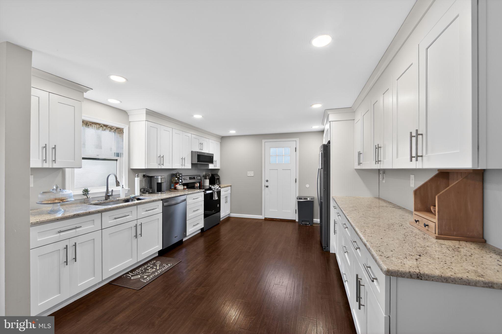 NOT IN TOWN - Residential