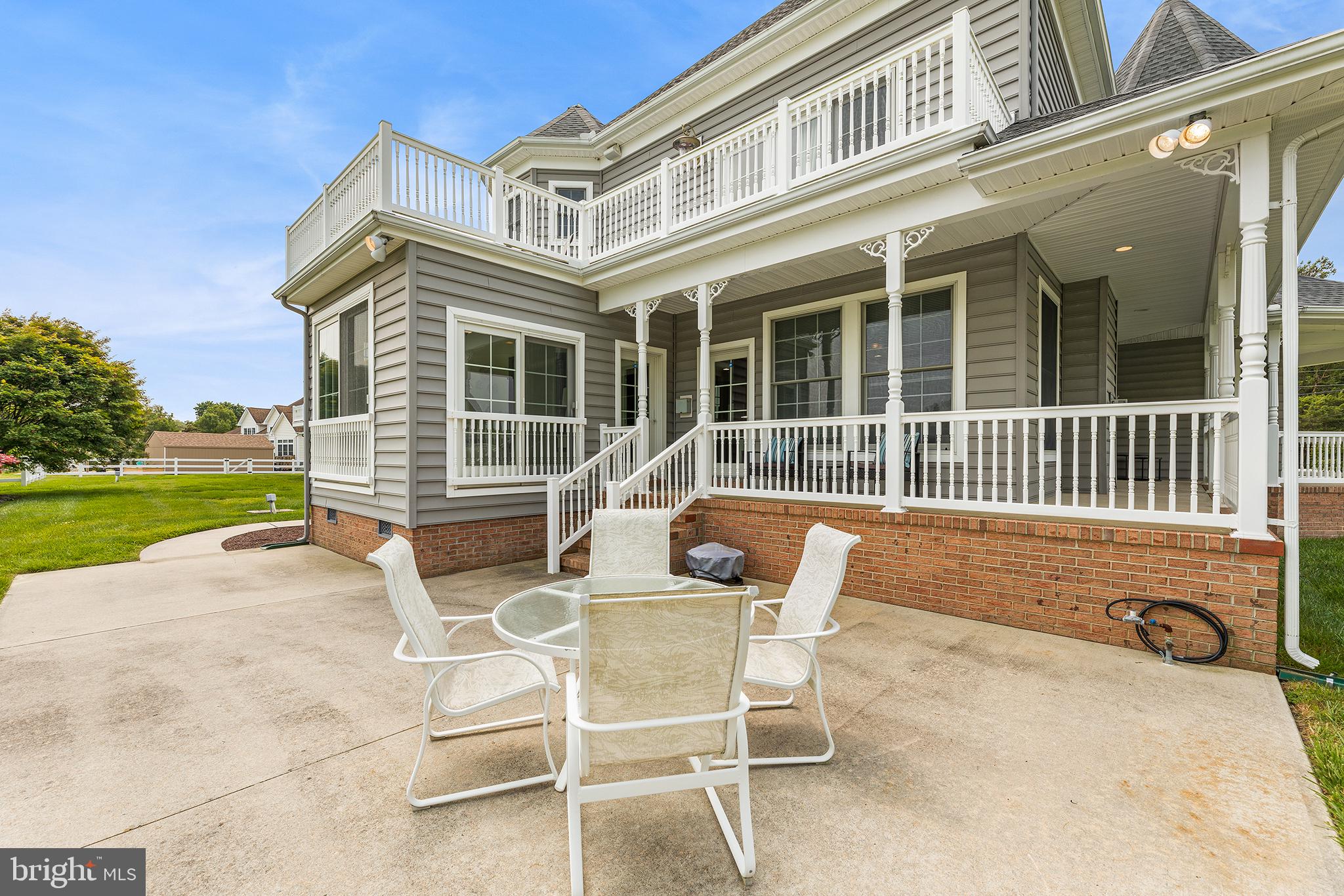 STEEN ASSOCIATES - Residential