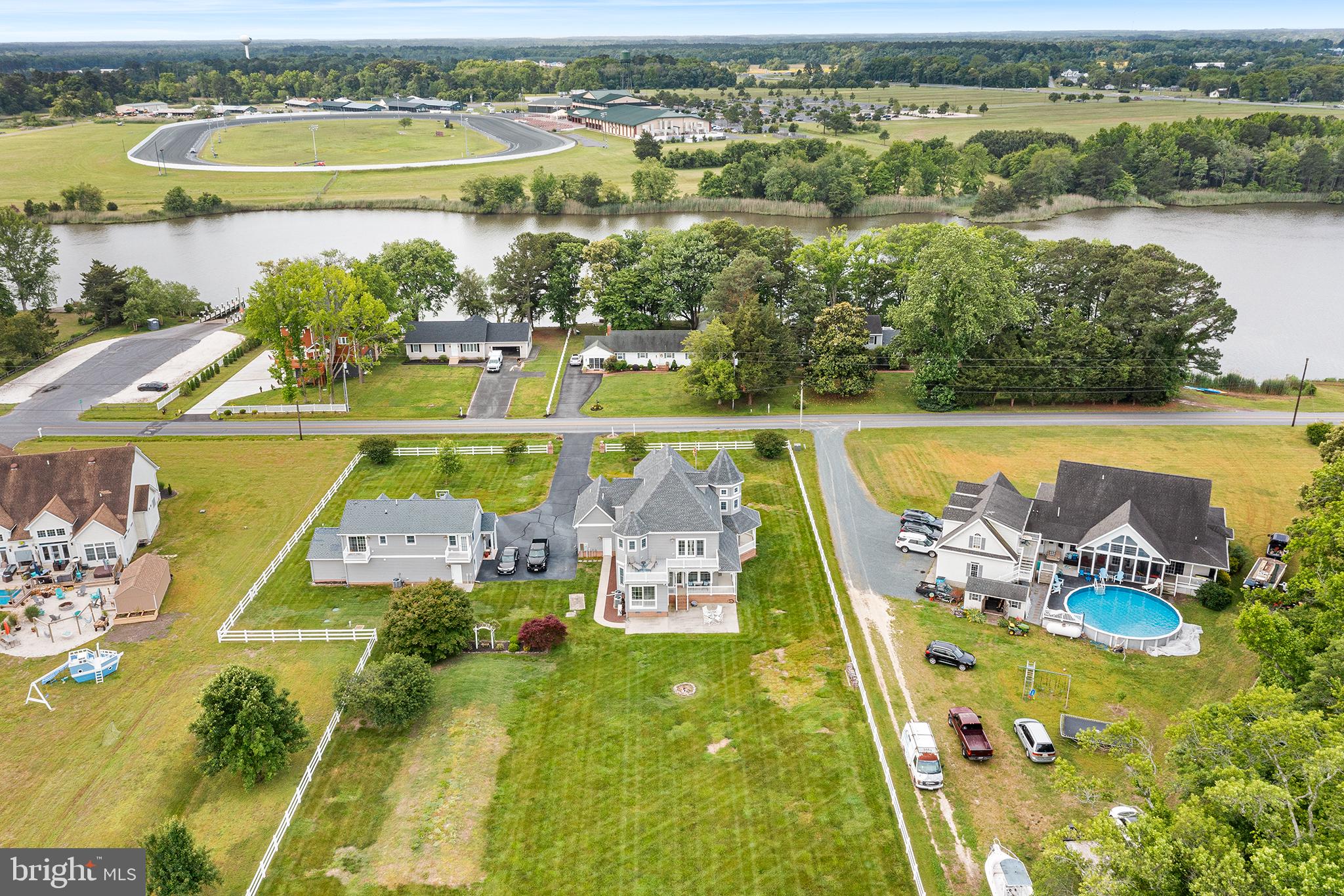 STEEN ASSOCIATES - Residential