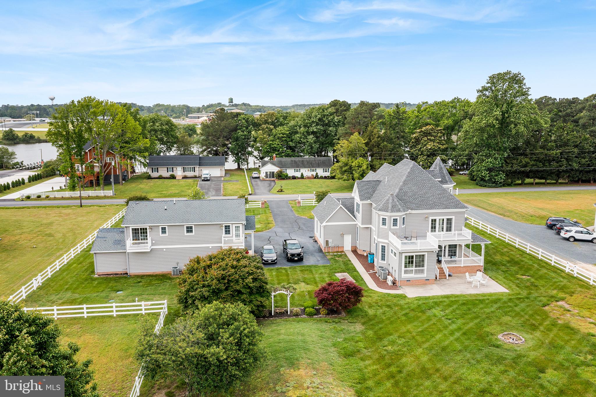 STEEN ASSOCIATES - Residential