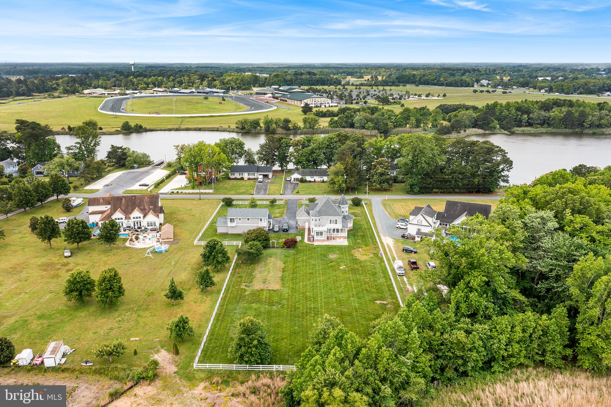 STEEN ASSOCIATES - Residential