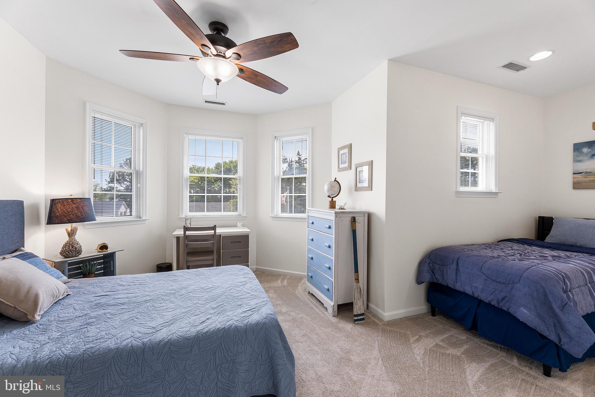 STEEN ASSOCIATES - Residential