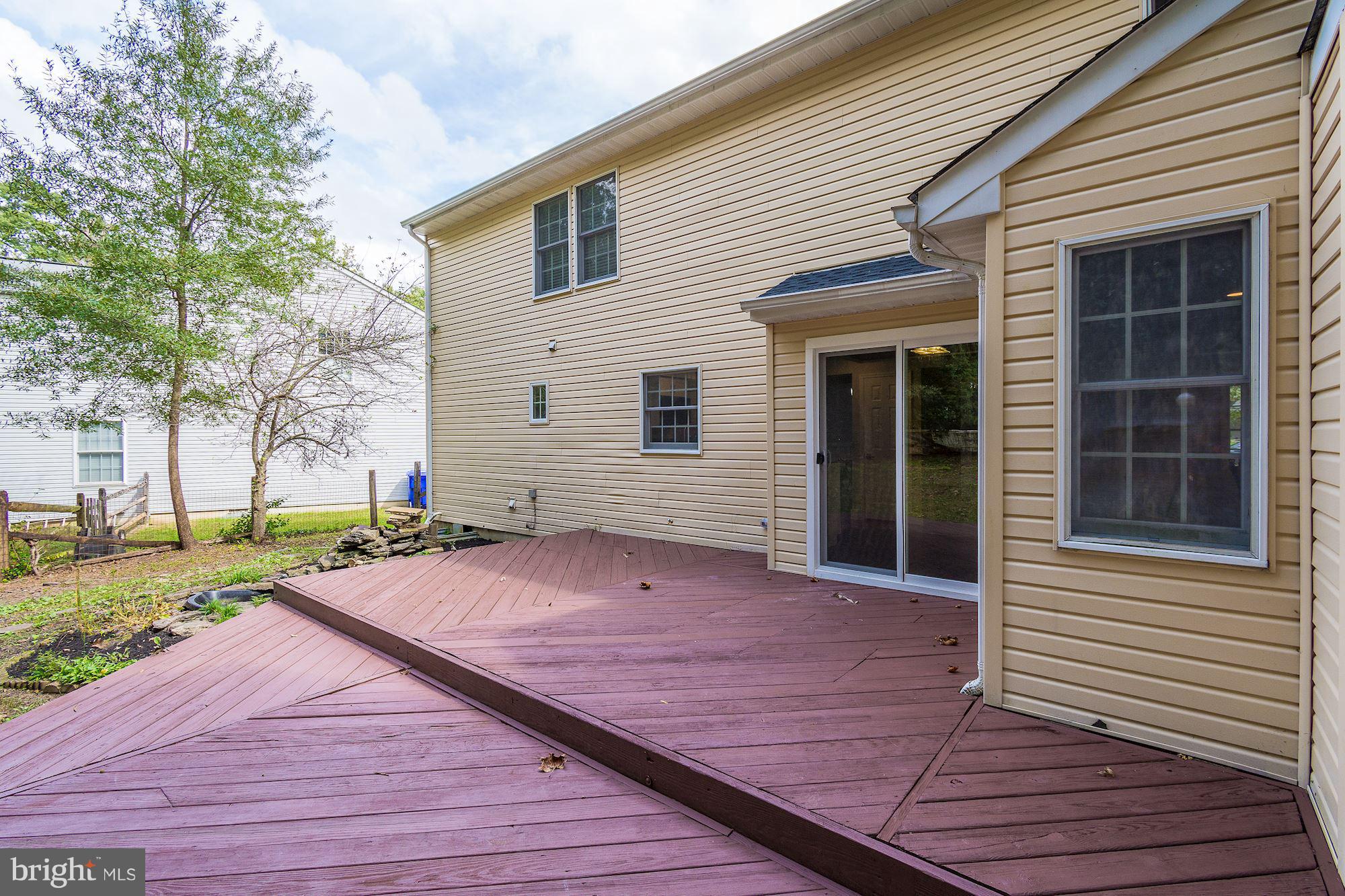 ST CHARLES SUB - HAMPSHIRE - Residential