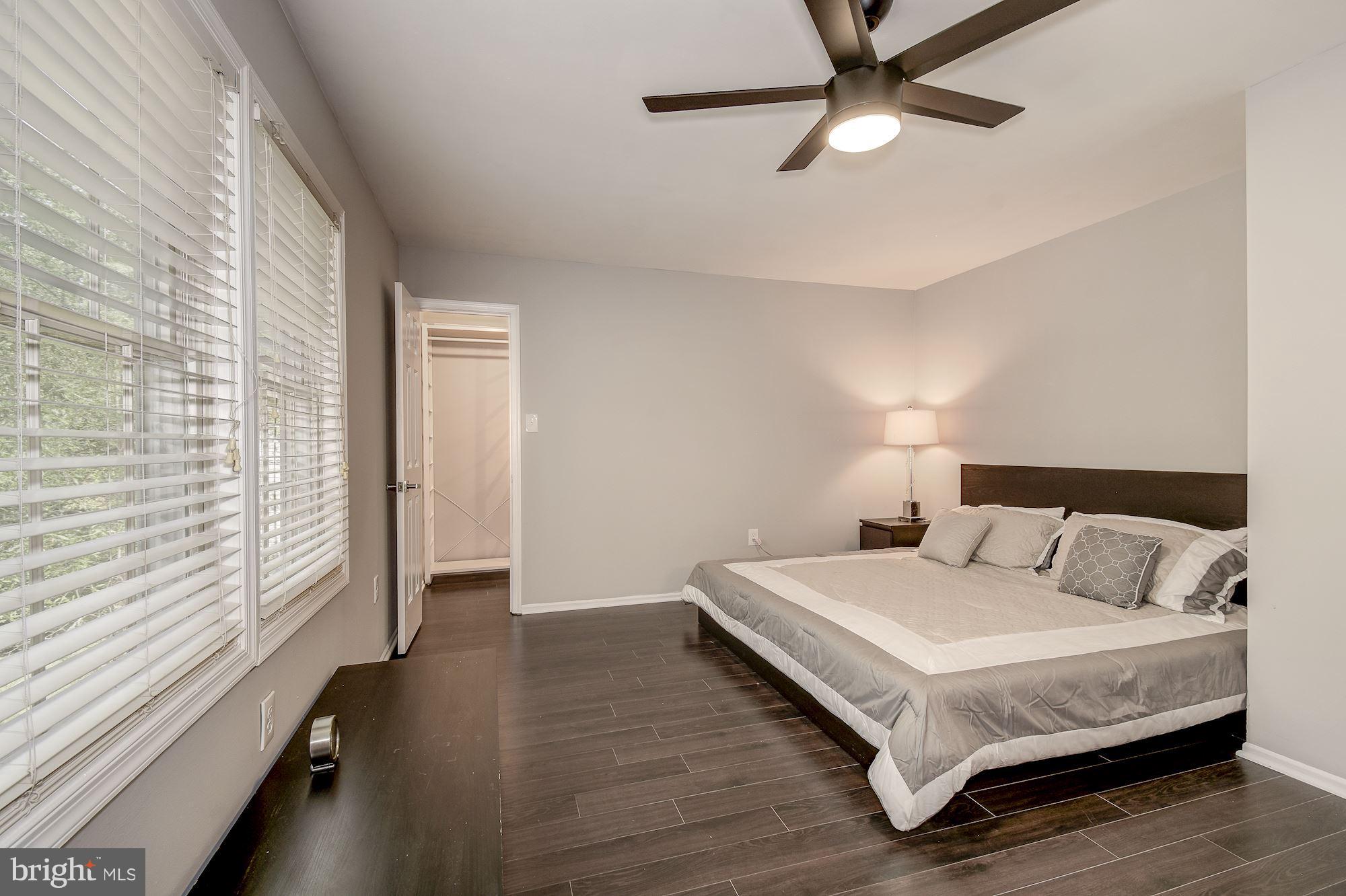 ST CHARLES SUB - HAMPSHIRE - Residential