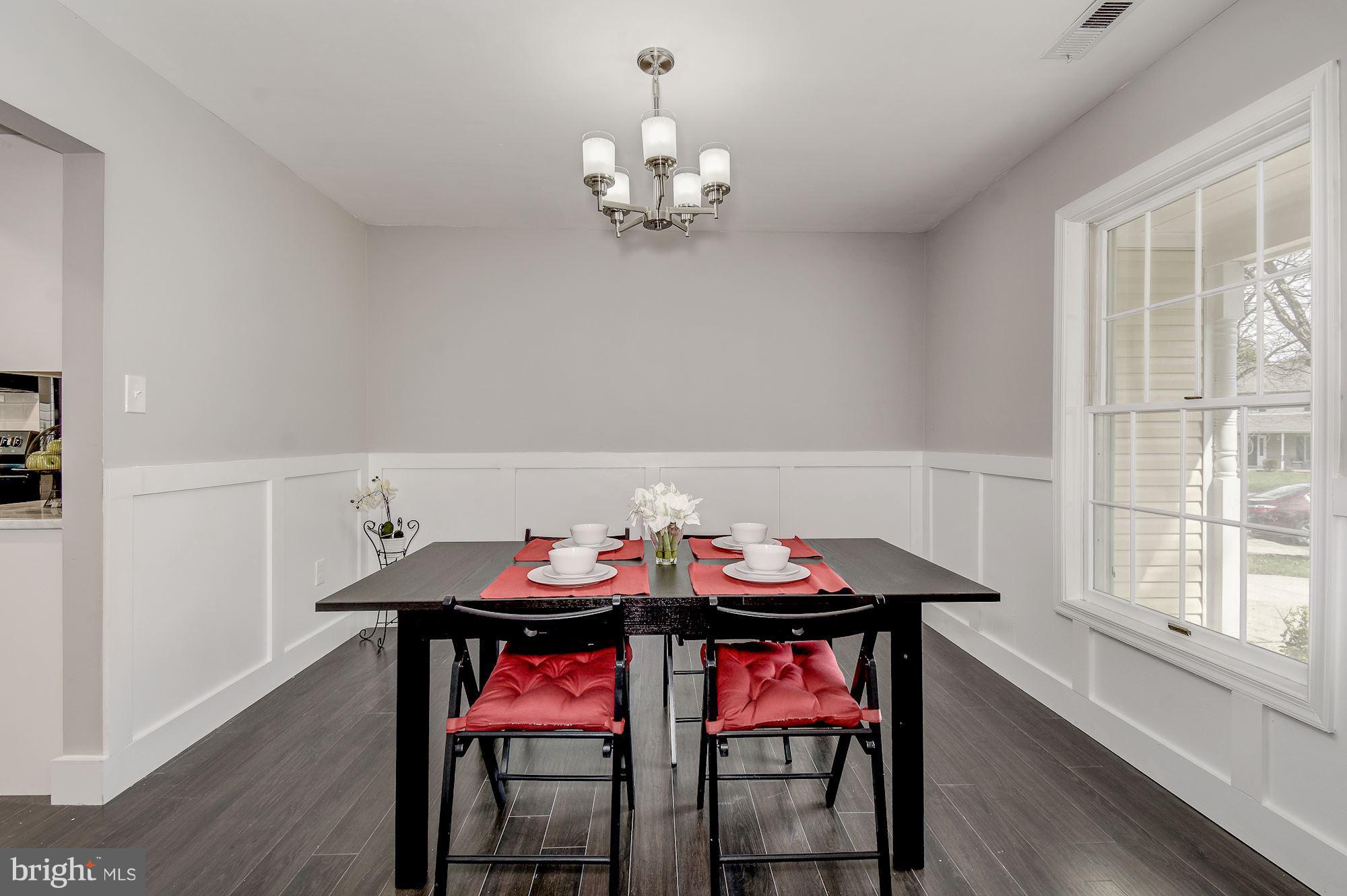 ST CHARLES SUB - HAMPSHIRE - Residential