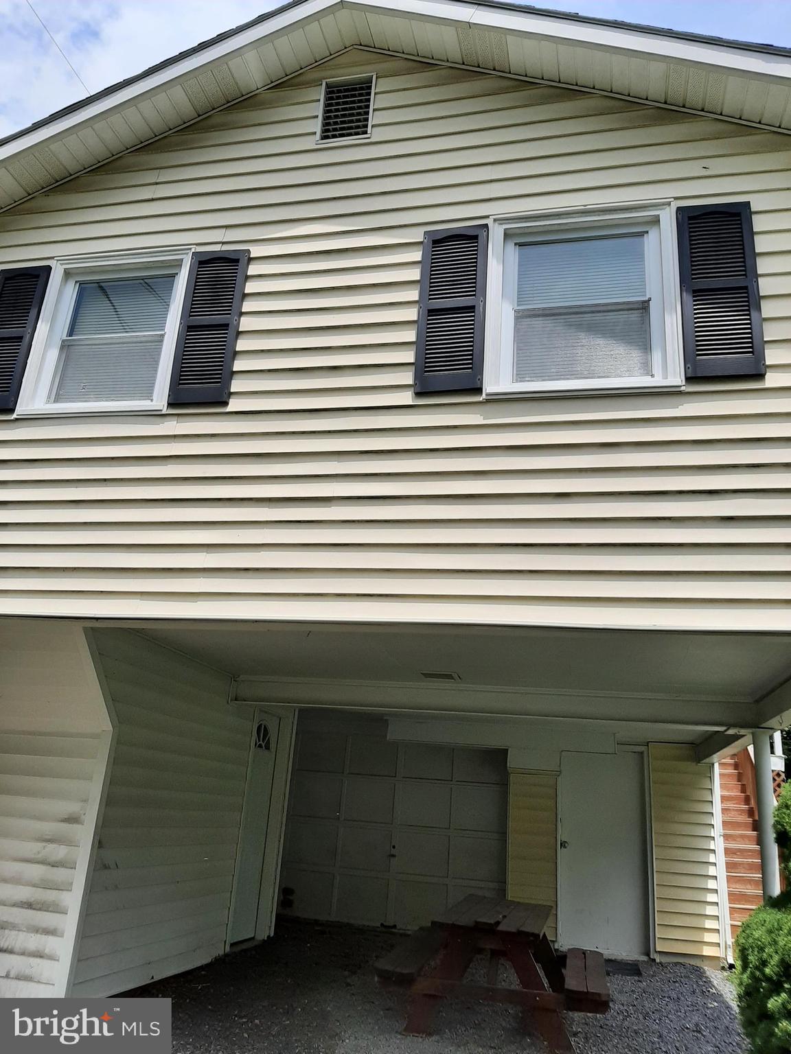 WINCHESTER - Residential