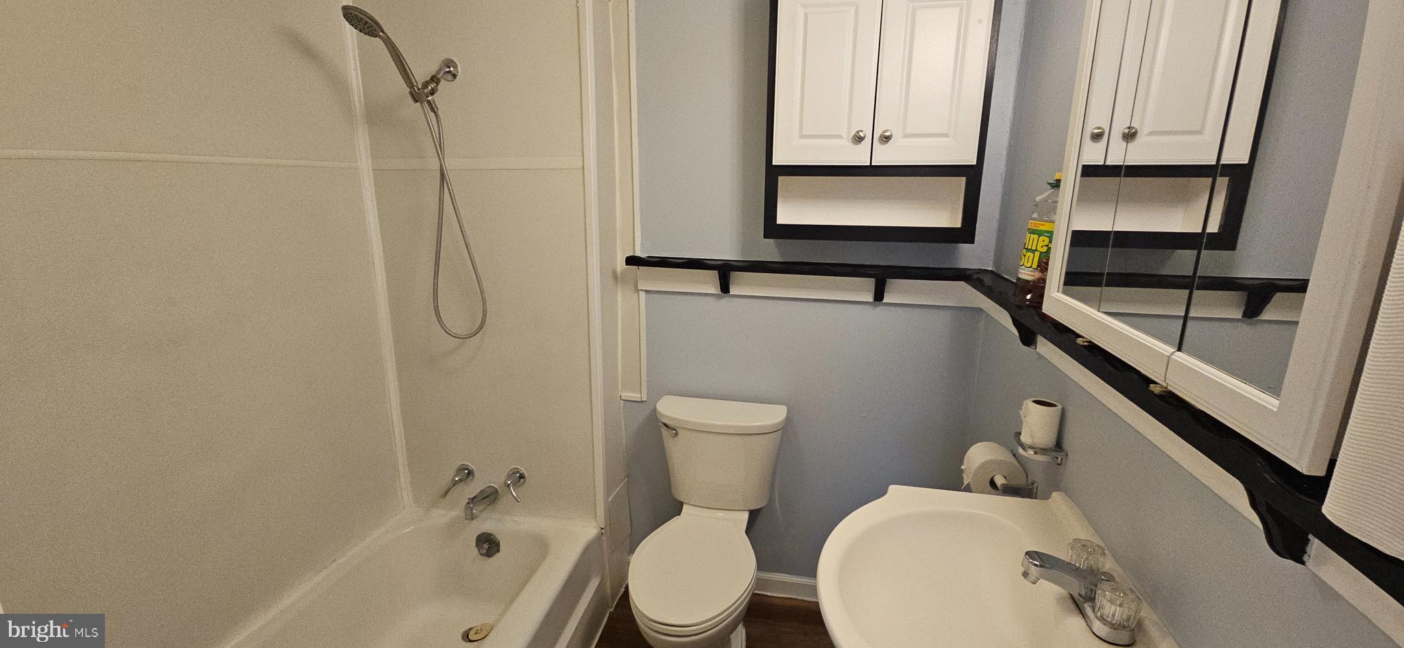 WINCHESTER - Residential