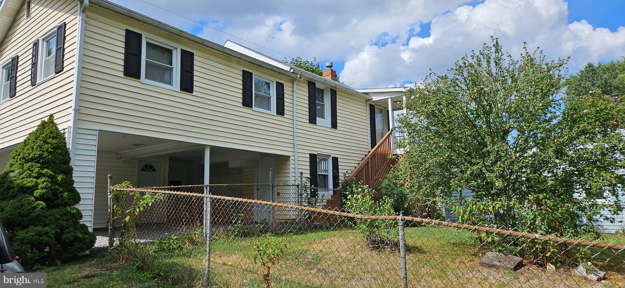 WINCHESTER - Residential