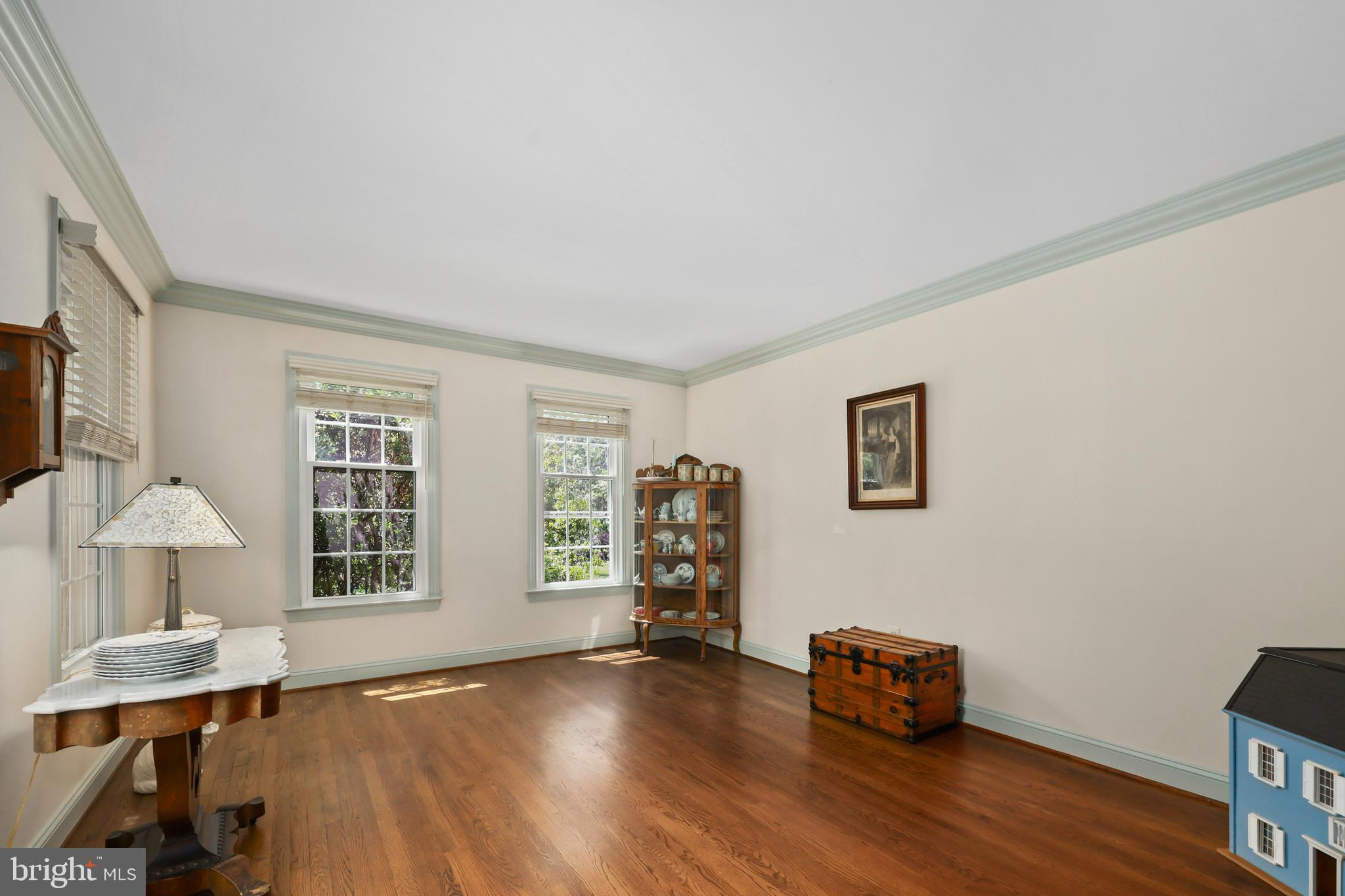 5926 FAIRVIEW WOODS DRIVE