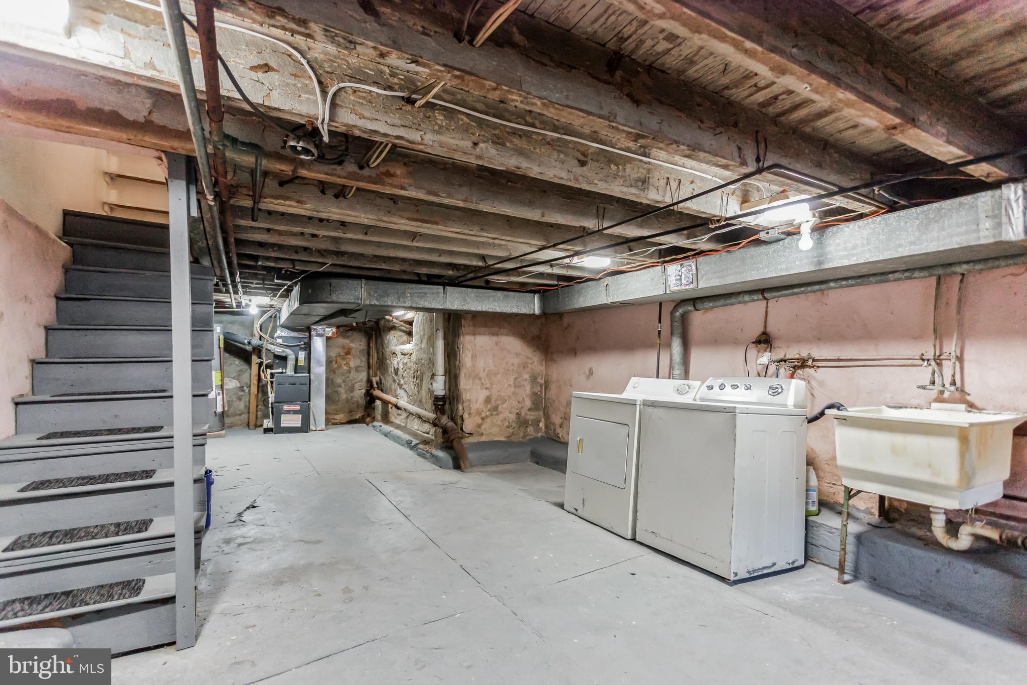 GRAYS FERRY - Residential Lease