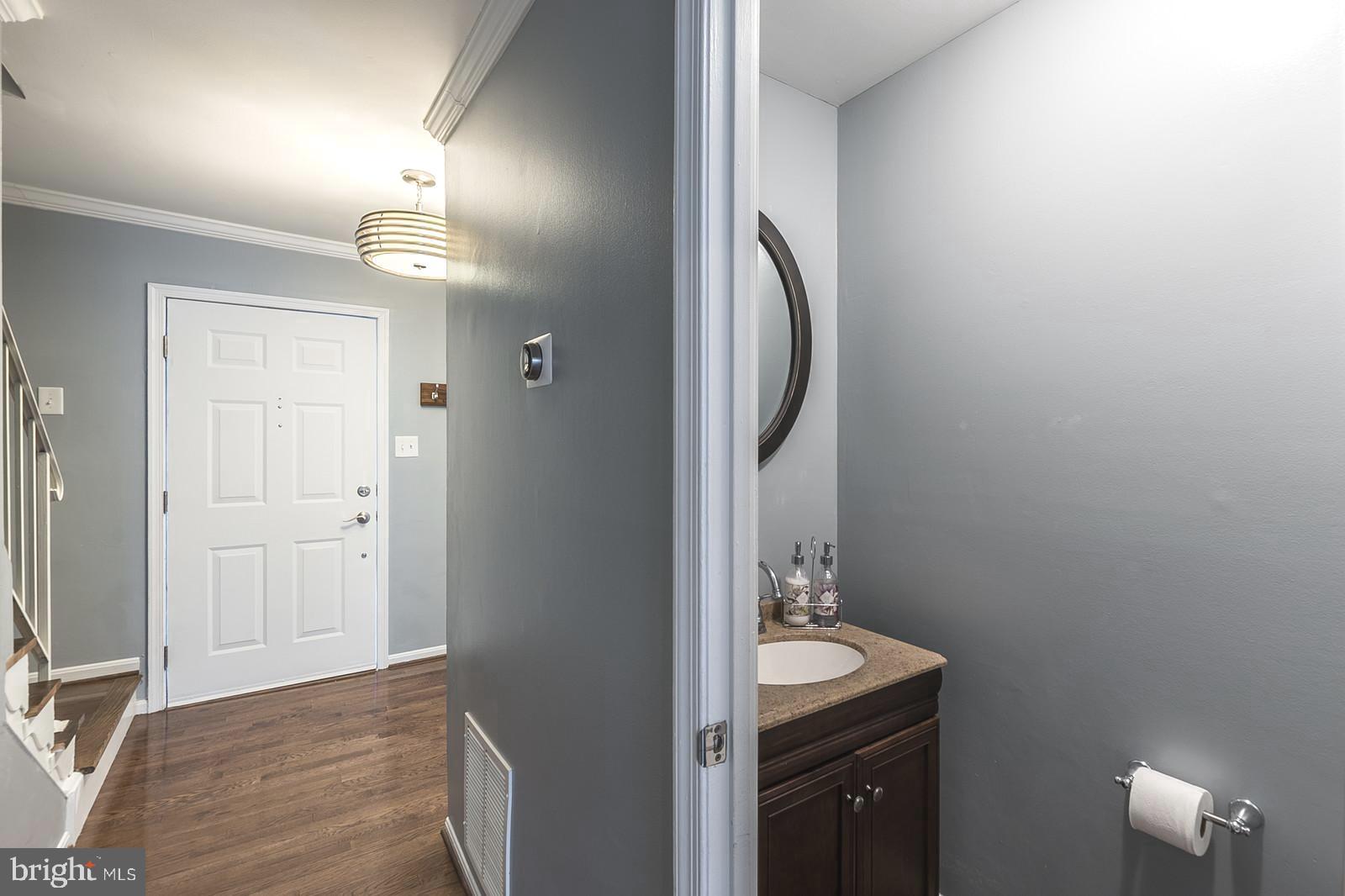 LAKEPOINTE - Residential