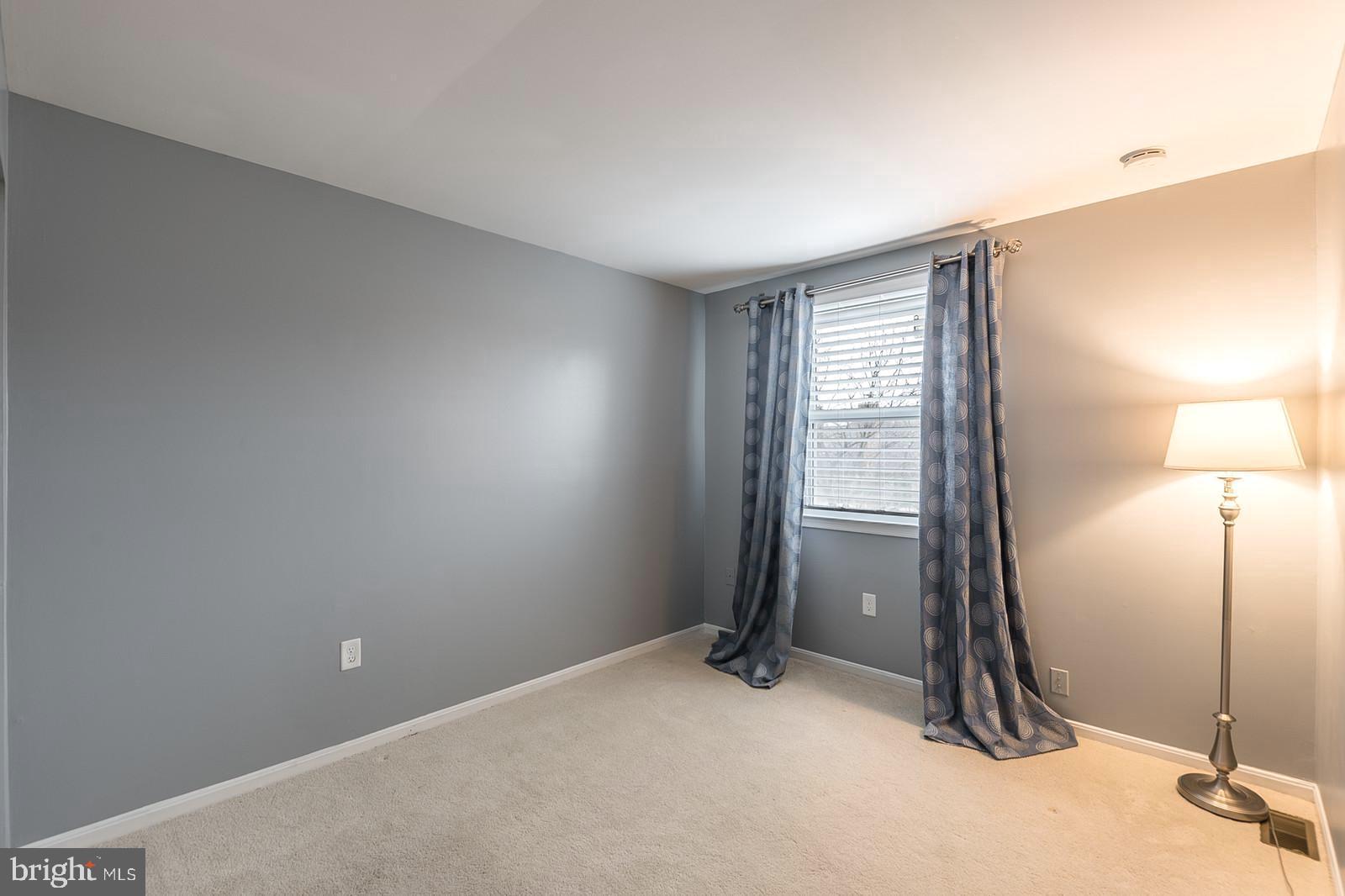 LAKEPOINTE - Residential