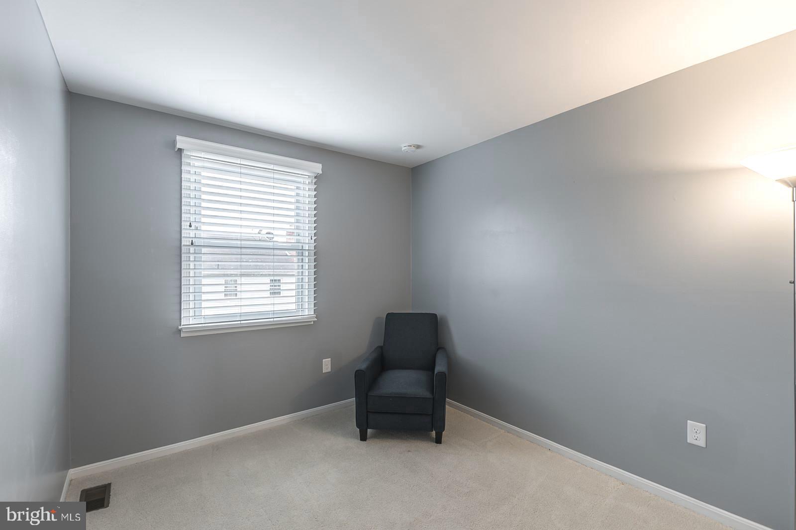 LAKEPOINTE - Residential