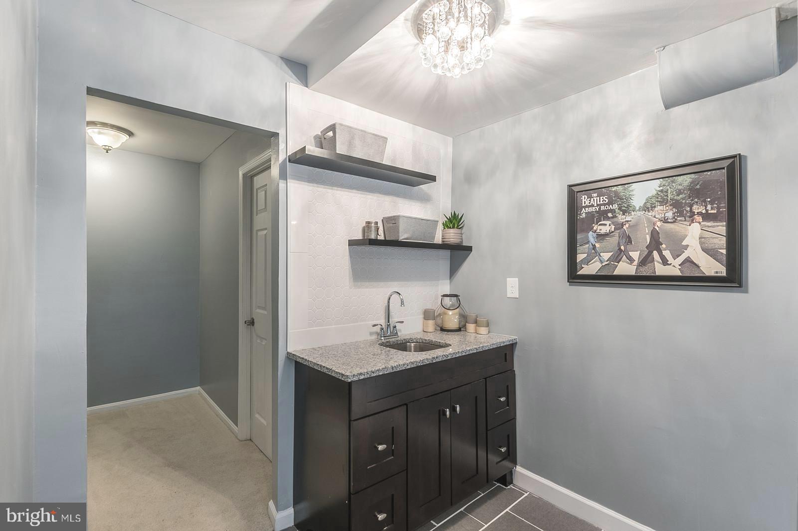 LAKEPOINTE - Residential