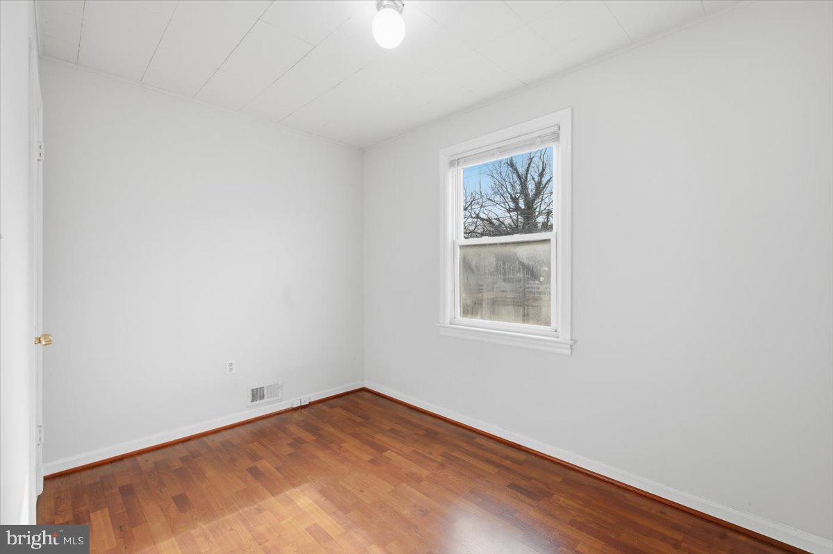 QUEENS CHAPEL MANOR - Residential