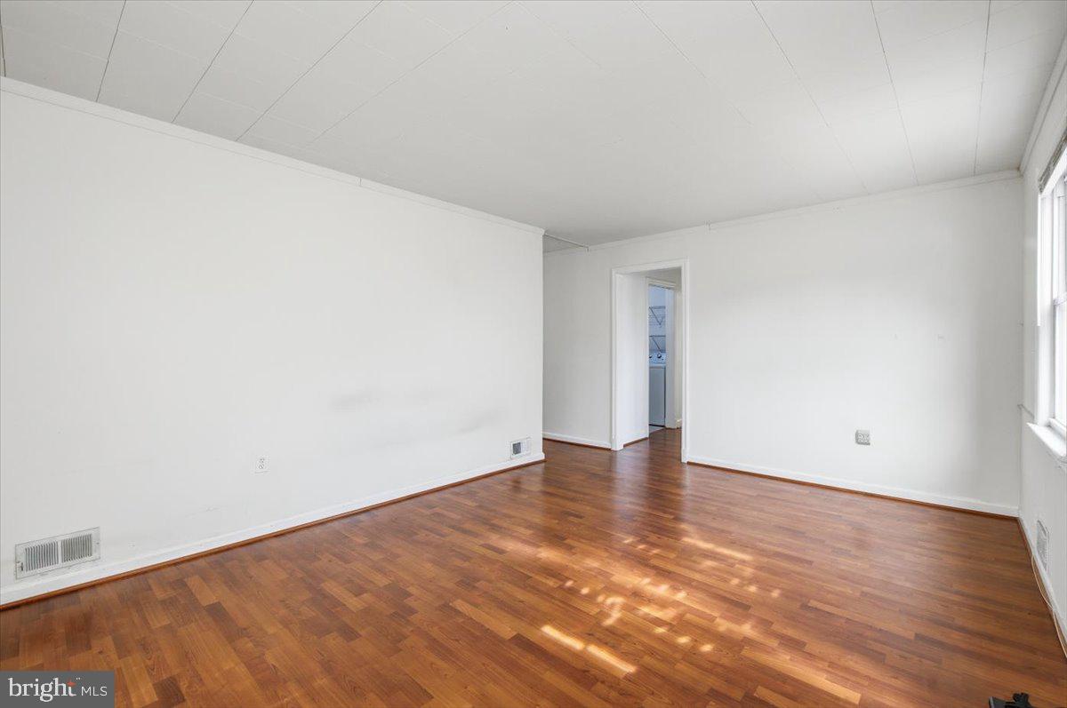 QUEENS CHAPEL MANOR - Residential